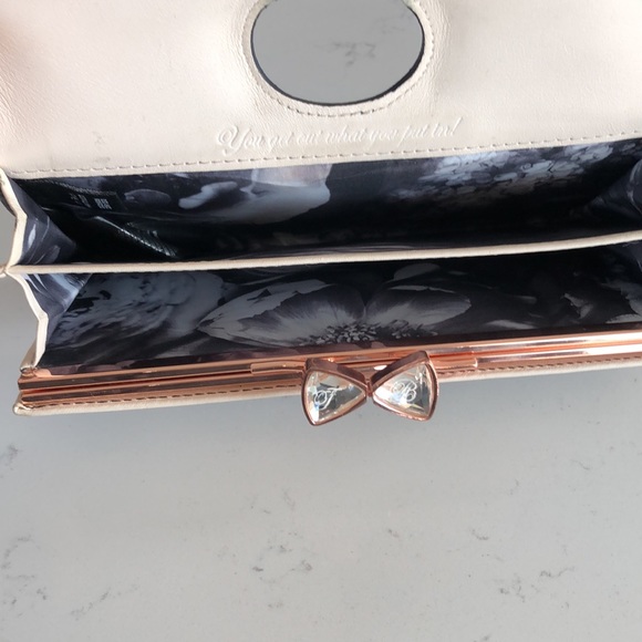 Ted Baker Wallet - Picture 6 of 8